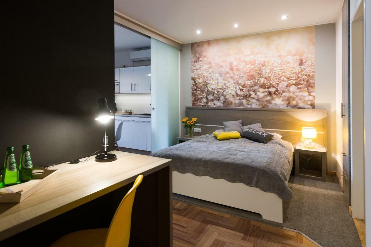 קרקוב Sunflower Apartment מראה חיצוני תמונה