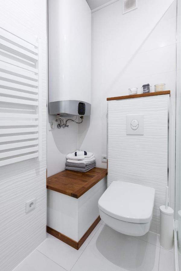 קרקוב Sunflower Apartment מראה חיצוני תמונה